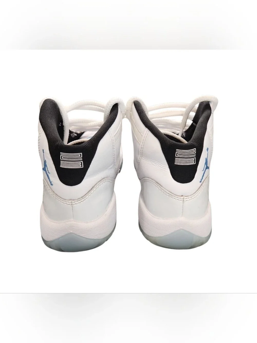 Jordan 11 Retro Legend Blue (2024)